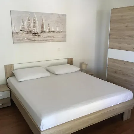 Irena Apartments Selce Exterior photo
