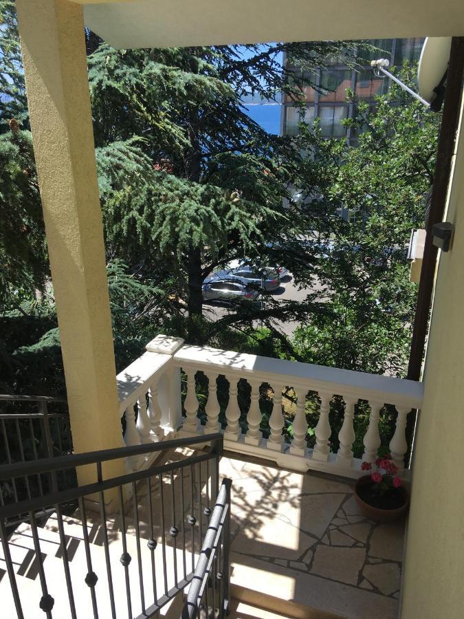 Irena Apartment *